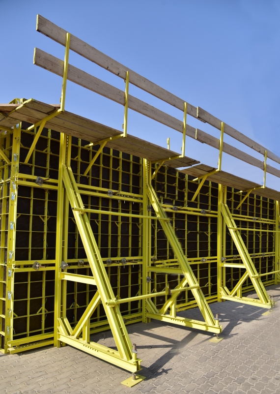 Retaining Wall Formwork