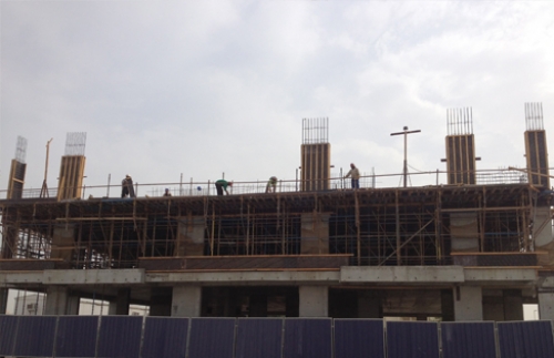 Commercial Building : (G+4, Dubai)